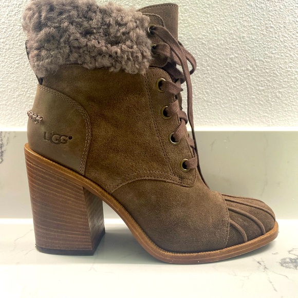 Stylish UGG Jaxon boots, block heel, size 7 - Picture 4 of 10